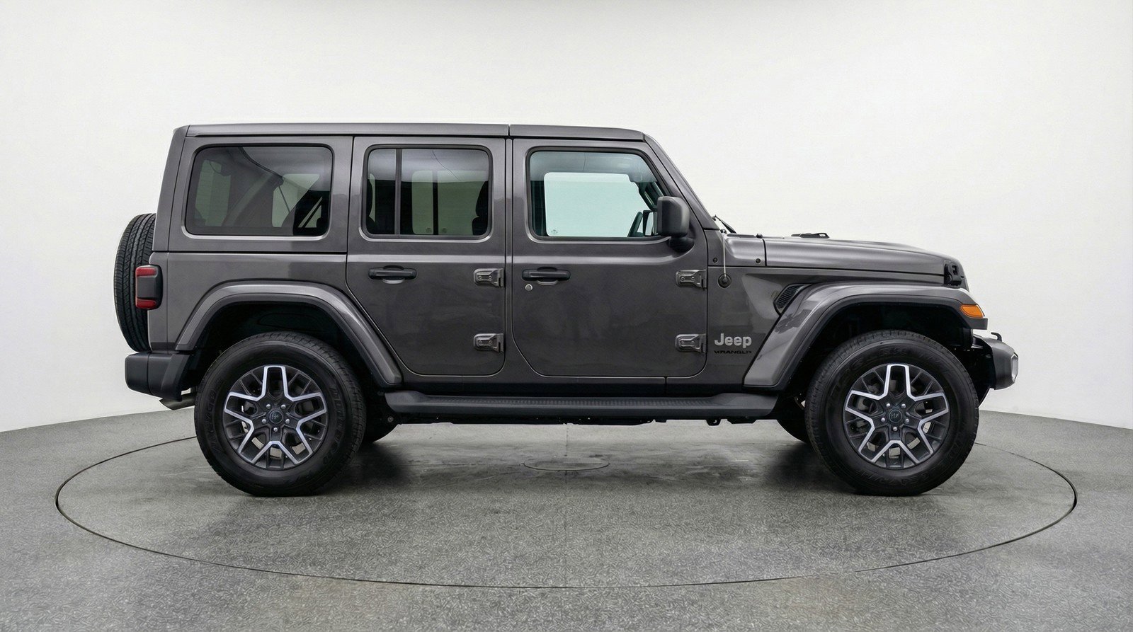 Used 2025 Jeep Wrangler Sahara AWD/4WD image 11