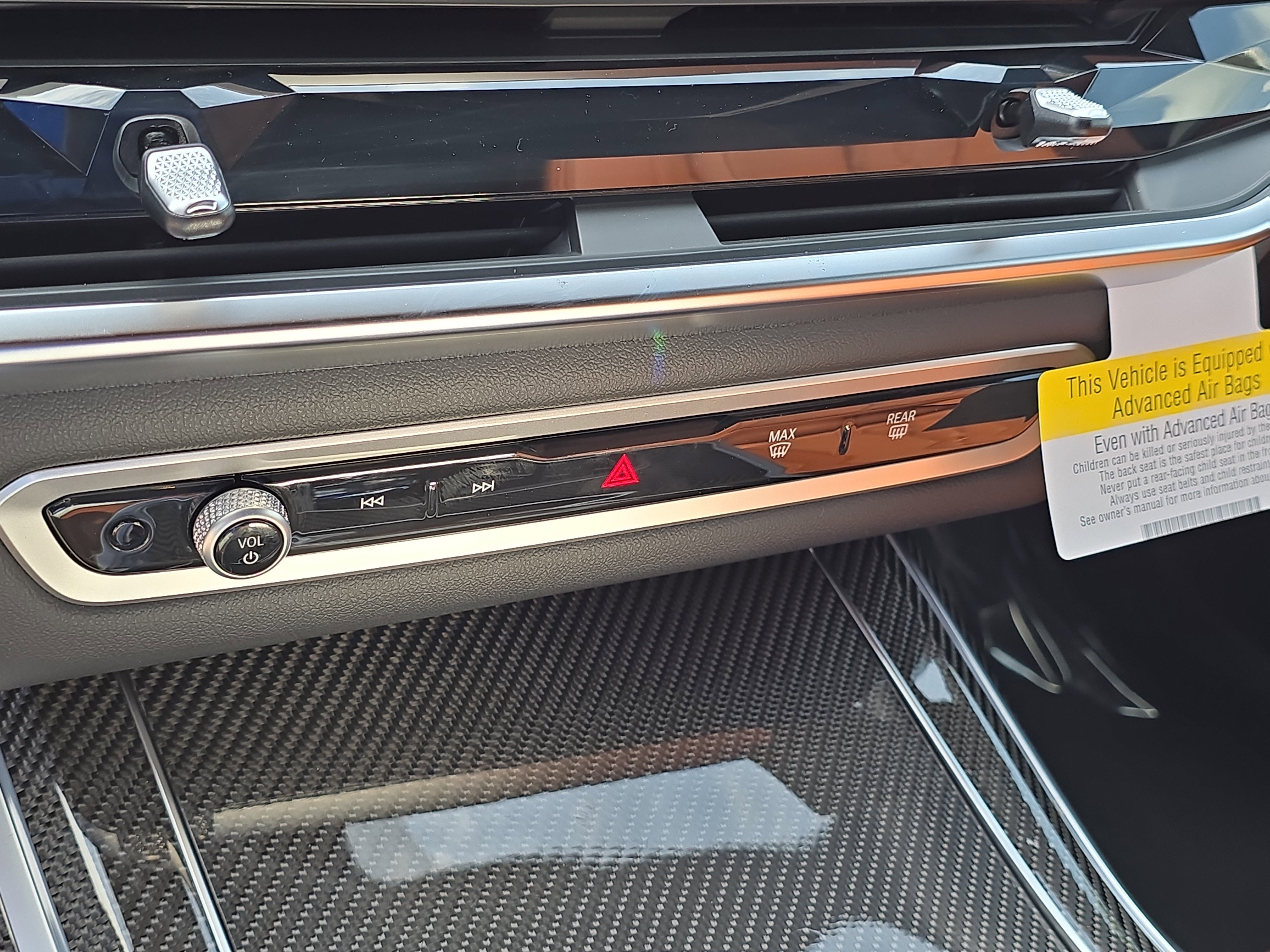New 2026 BMW X7 M60i image 29