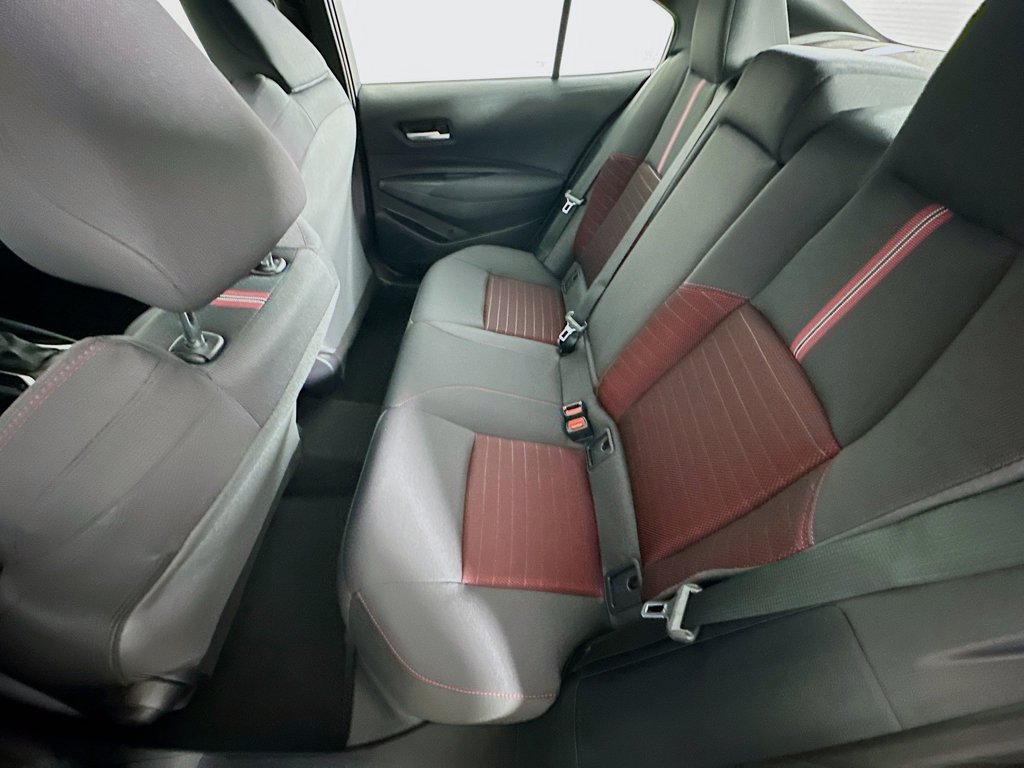 Used 2026 Toyota Corolla SE FWD image 27