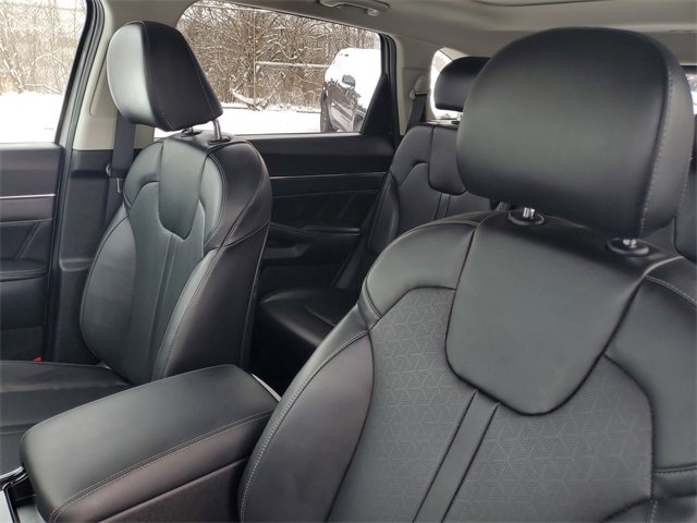 Certified 2022 Kia Sorento SX image 19