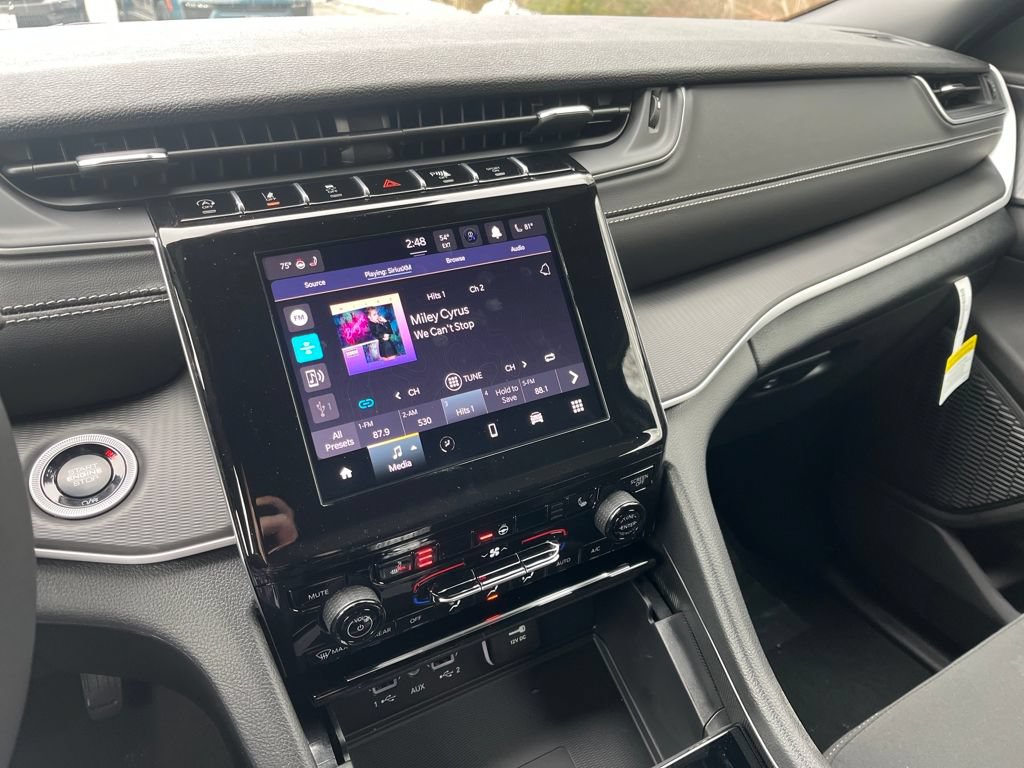 New 2026 Jeep Grand Cherokee L 4WD image 6