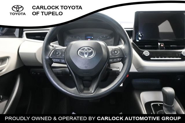 Used 2025 Toyota Corolla LE FWD image 30