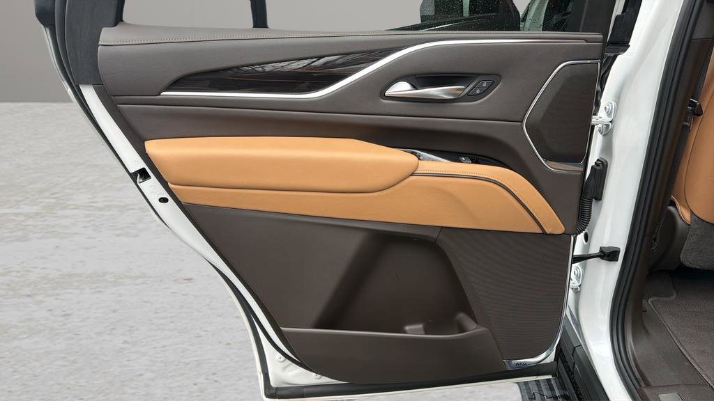 Certified 2023 Cadillac Escalade Sport w/ Touring Package image 18