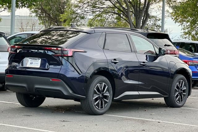 New 2026 Subaru Solterra AWD/4WD image 4