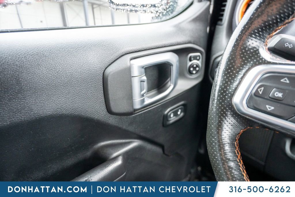 Used 2021 Jeep Gladiator Mojave w/ Cold Weather Group image 18
