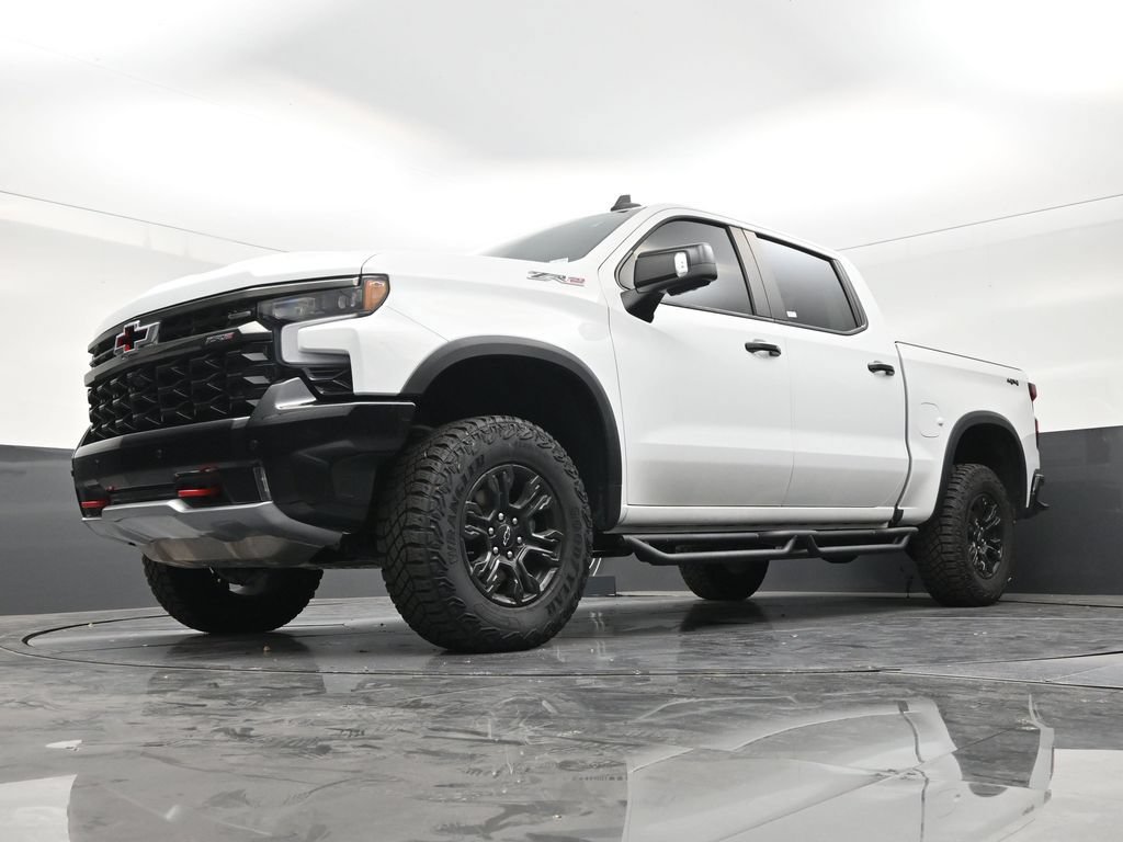 Used 2025 Chevrolet Silverado 1500 ZR2 w/ Technology Package AWD/4WD image 20