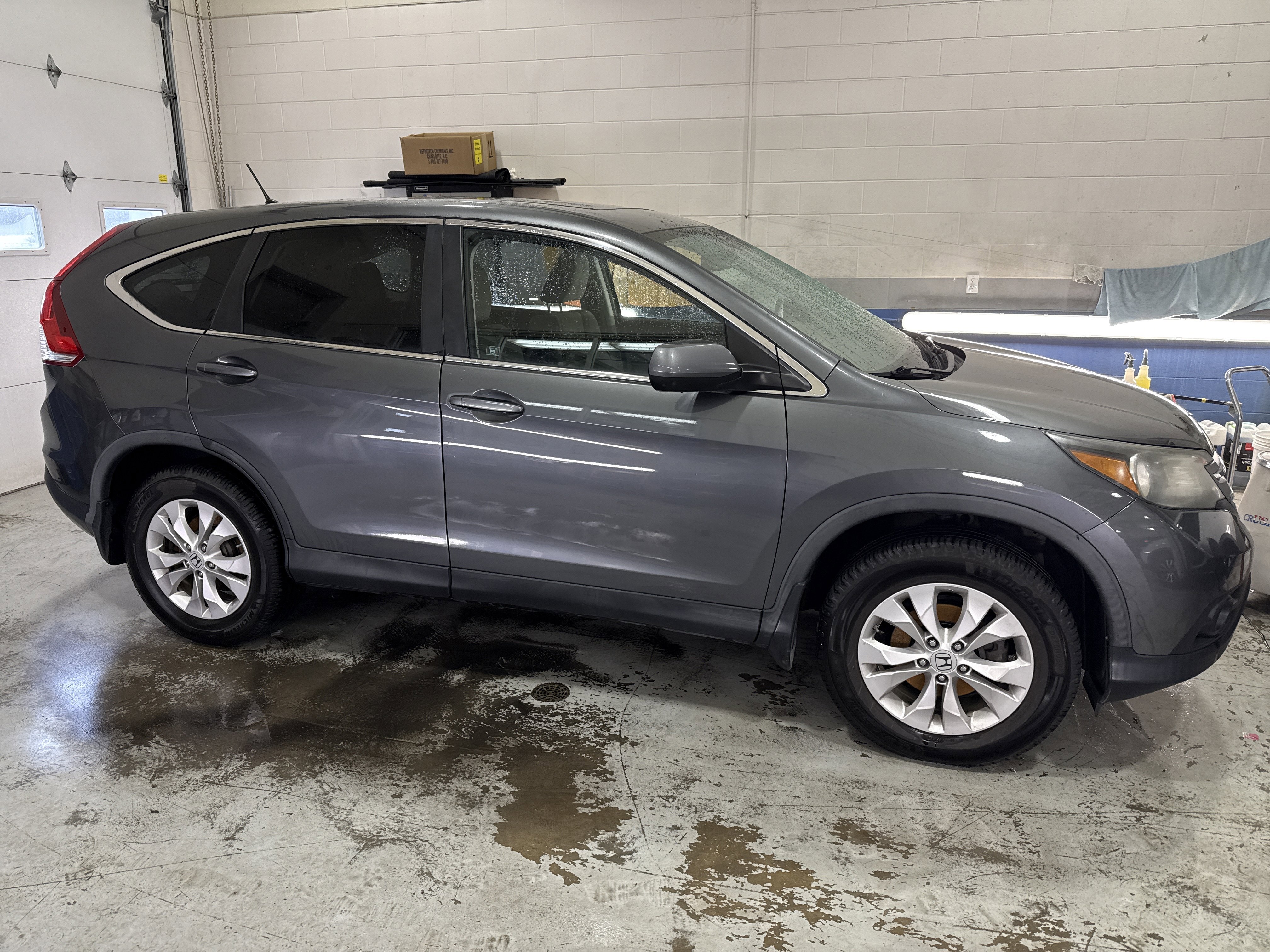 Used 2012 Honda CR-V EX image 2