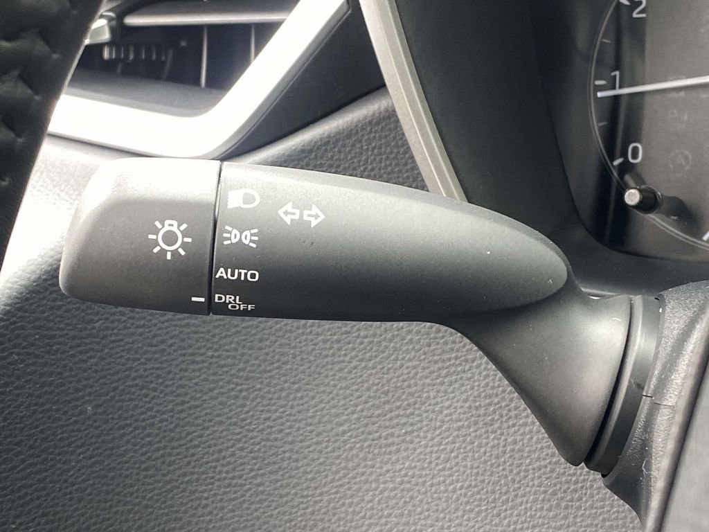 New 2026 Toyota Corolla SE image 32