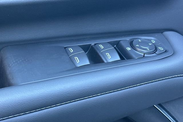 New 2026 Chevrolet Suburban LS image 15