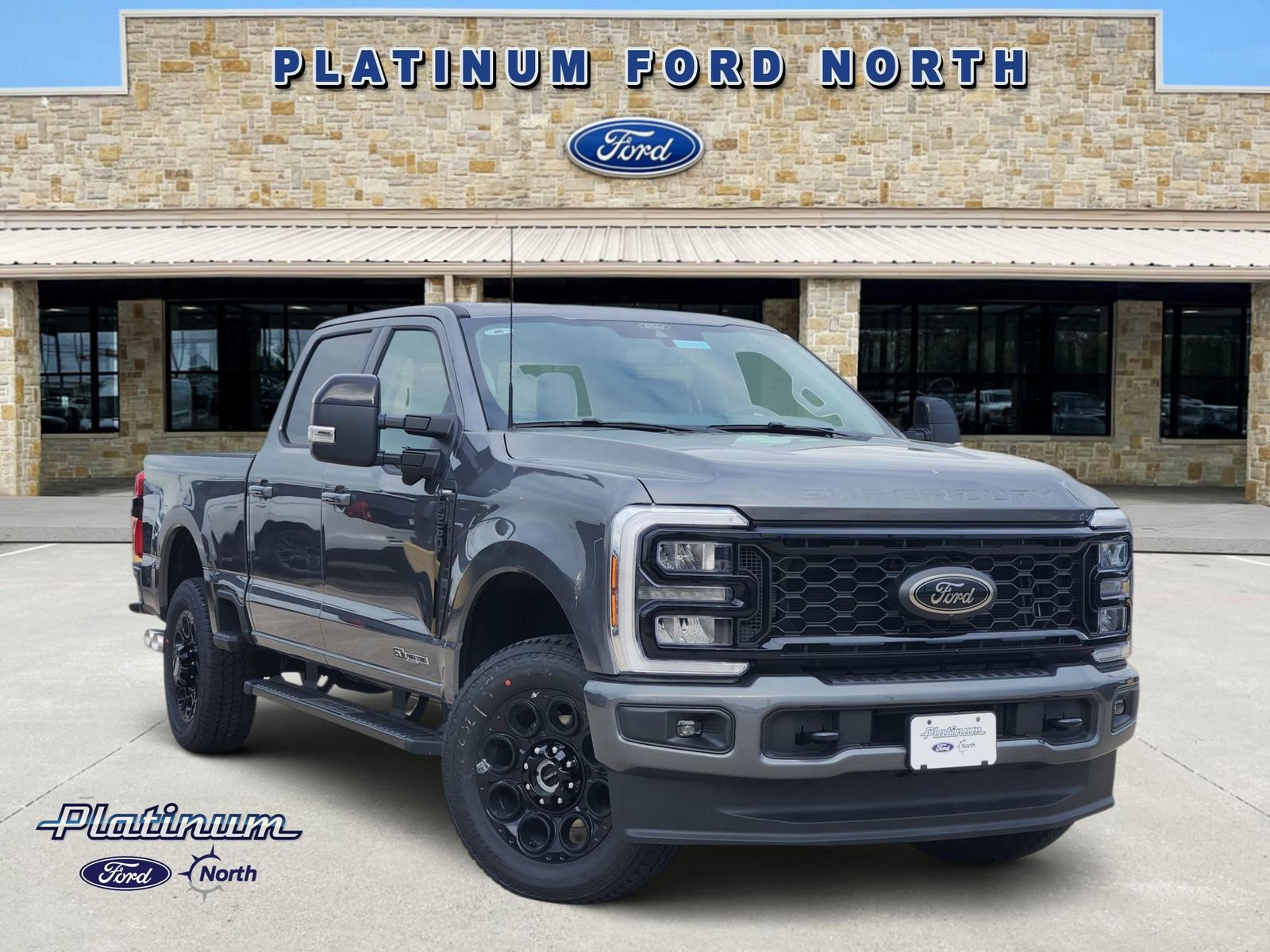 New 2026 Ford F250 Lariat w/ Black Appearance Package