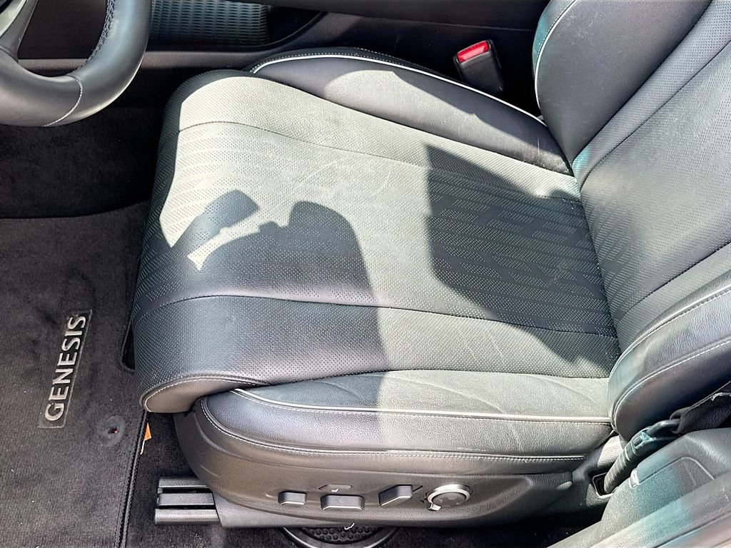 Used 2022 Genesis GV80 2.5T w/ Prestige Package 05 image 21