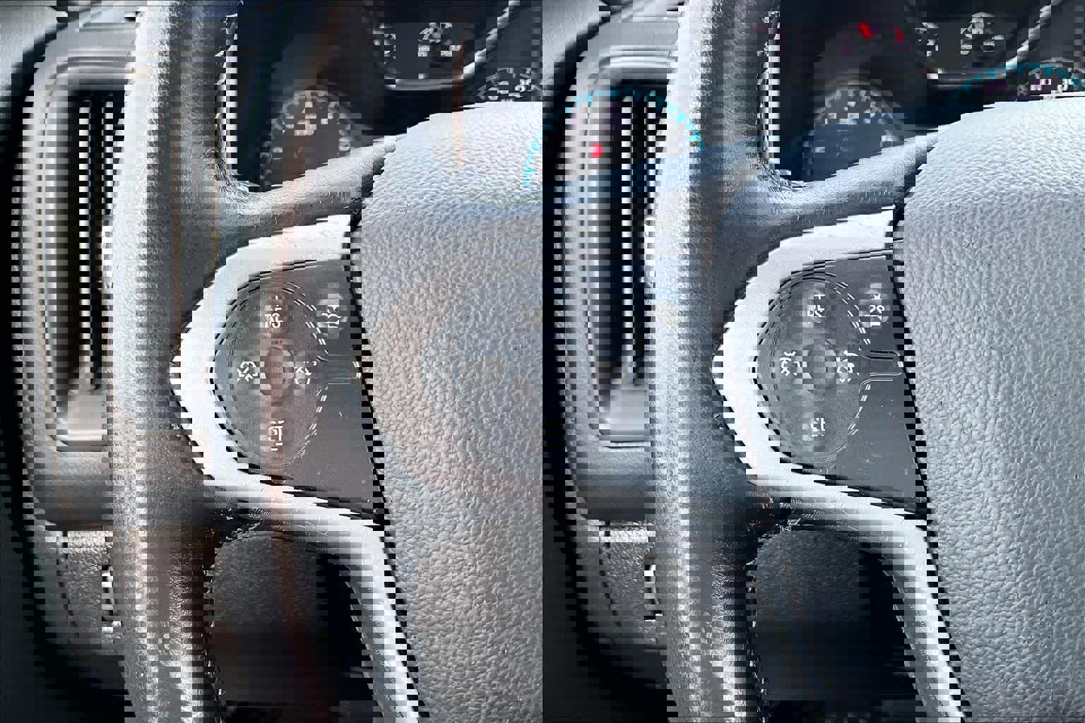 Used 2022 Chevrolet Colorado LT w/ Fleet Safety Package image 21