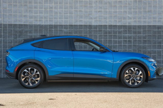 New 2026 Ford Mustang Mach-E Select w/ Comfort Package Lite AWD/4WD image 4