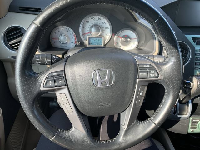 Used 2011 Honda Pilot Touring image 19
