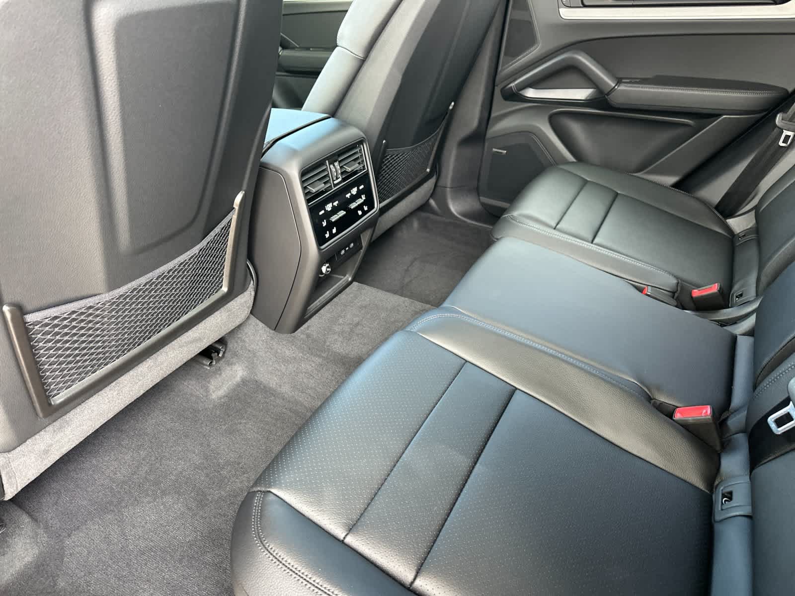 New 2026 Porsche Cayenne AWD/4WD image 13