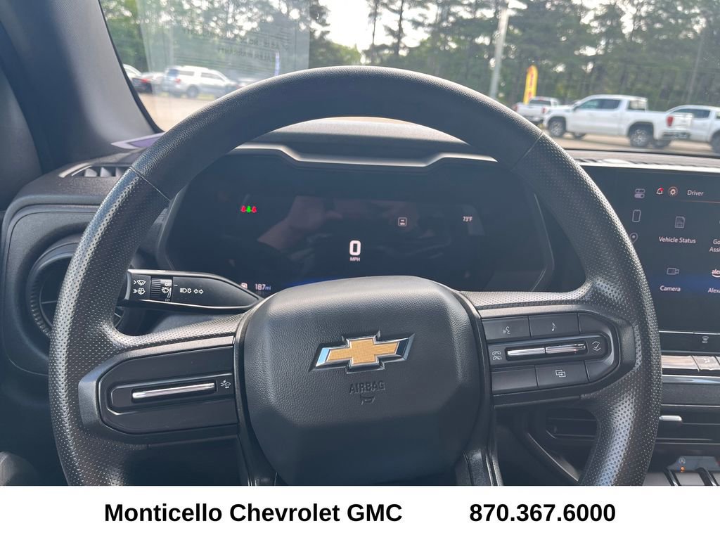 Used 2024 Chevrolet Colorado W/T RWD image 11
