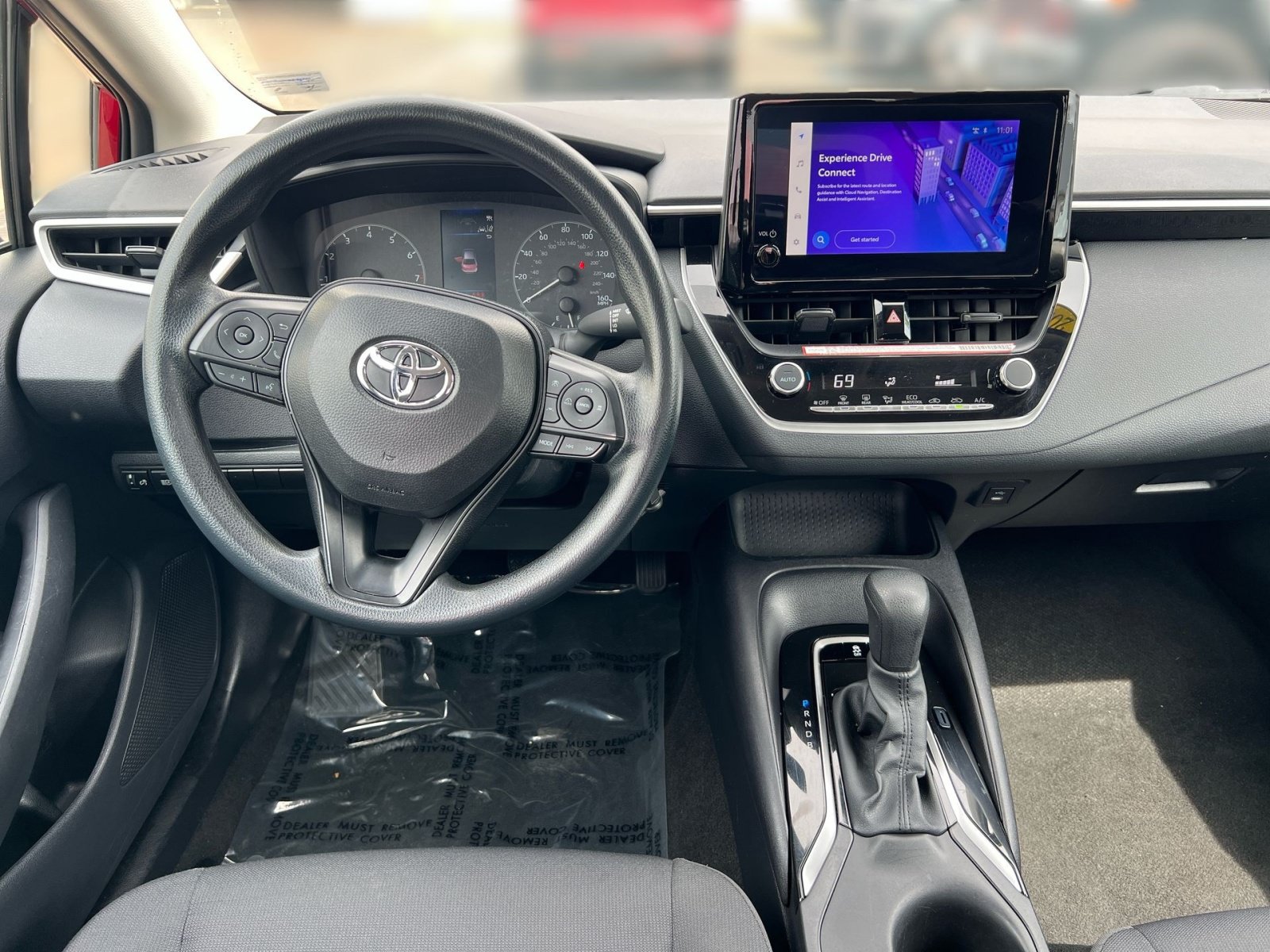 Used 2025 Toyota Corolla LE FWD image 22