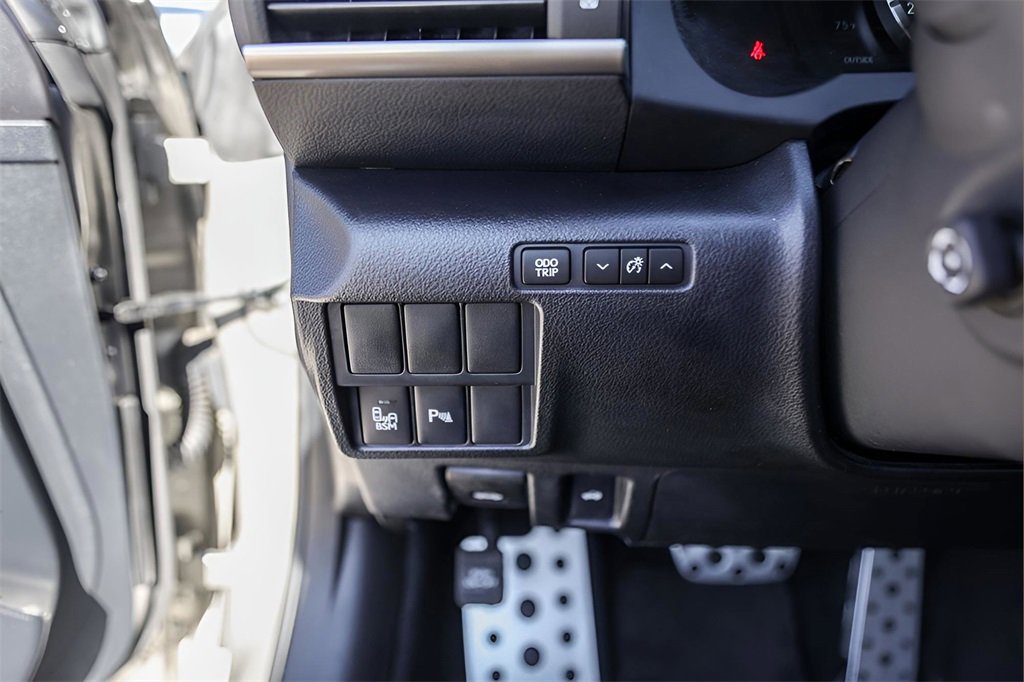 Used 2015 Lexus RC 350 image 16