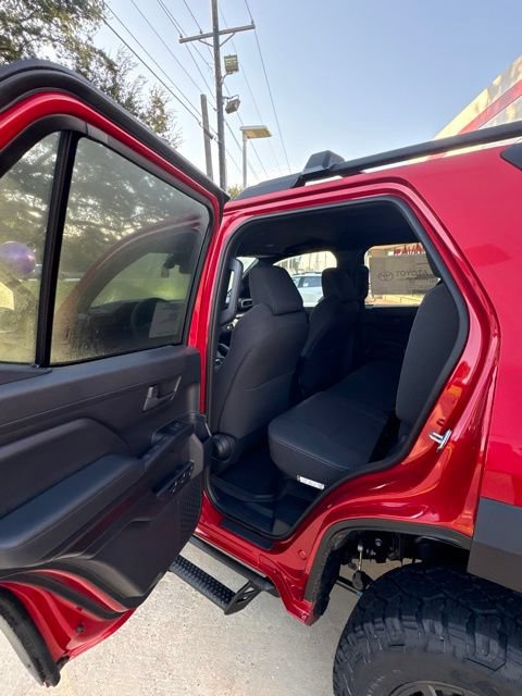 New 2026 Toyota 4Runner SR5 AWD/4WD image 15