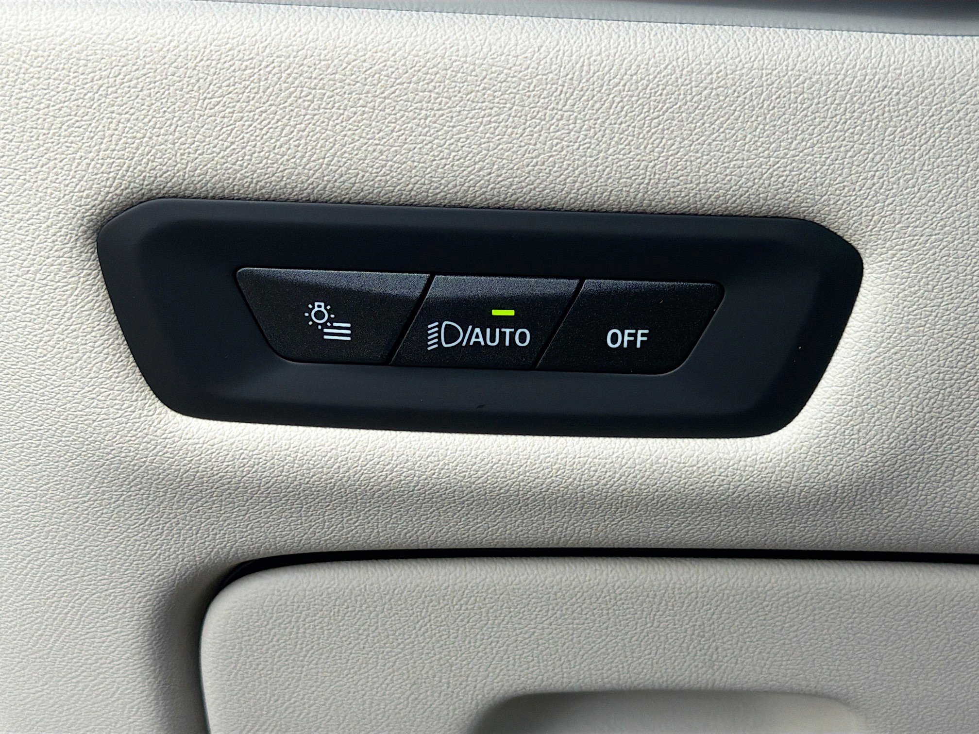 New 2026 BMW X5 xDrive50e w/ Executive Package image 36