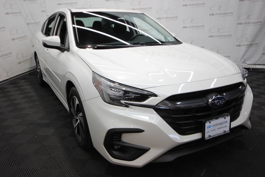 Used 2023 Subaru Legacy Premium AWD/4WD image 9