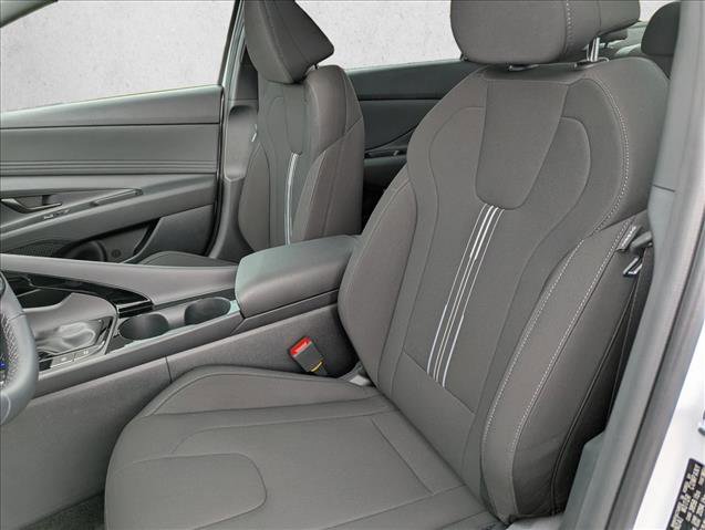 New 2026 Hyundai Elantra SEL Sport Premium image 22