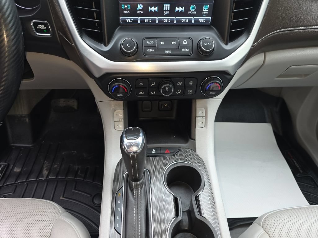 Used 2019 GMC Acadia SLT AWD/4WD image 18