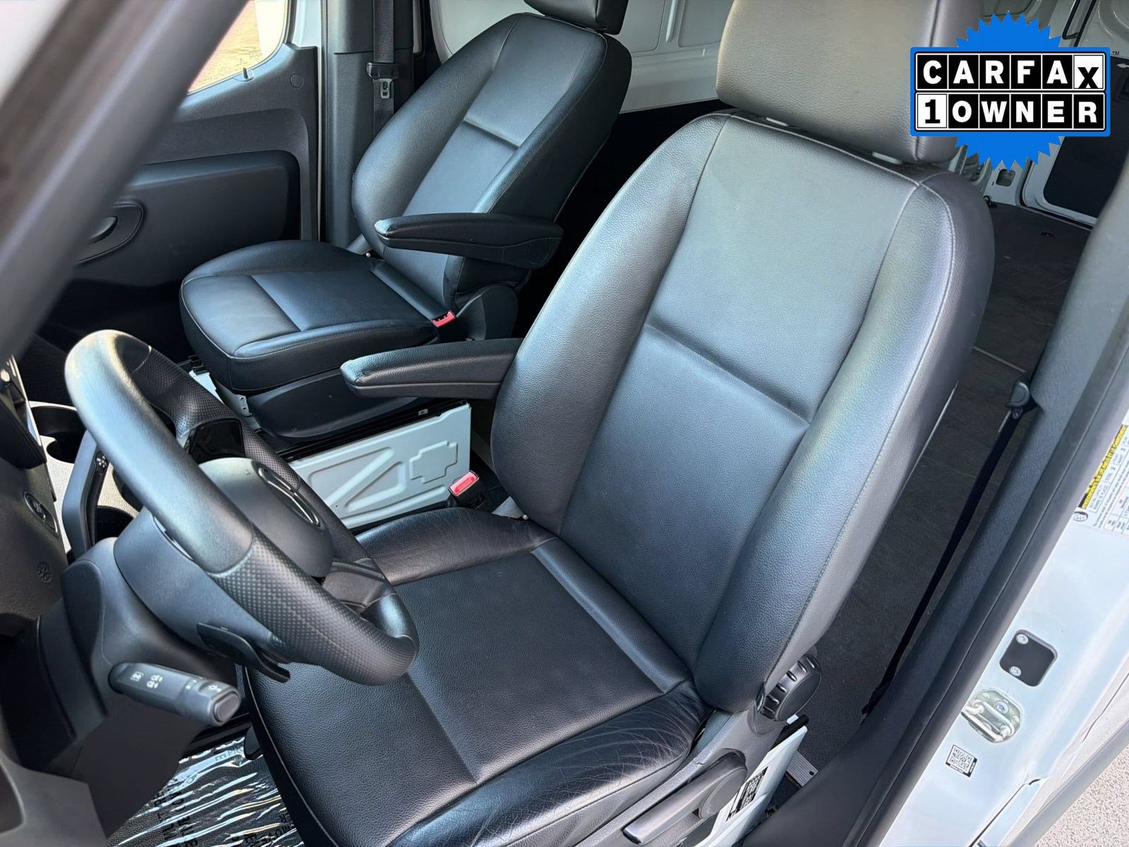 Used 2025 Mercedes-Benz Sprinter 2500 image 5