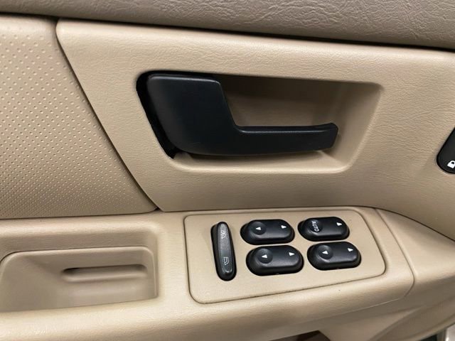 Used 2005 Mercury Sable GS image 19