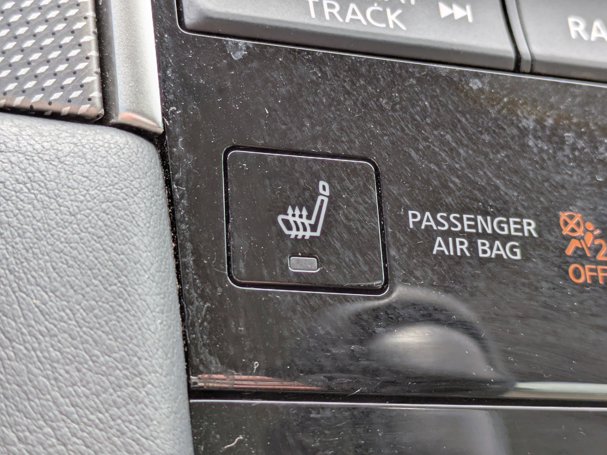 Used 2017 INFINITI Q50 3.0t Premium w/ 3.0T Premium Plus Package image 28