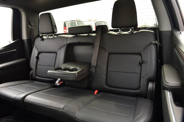 Used 2025 GMC Sierra 1500 SLT AWD/4WD image 20