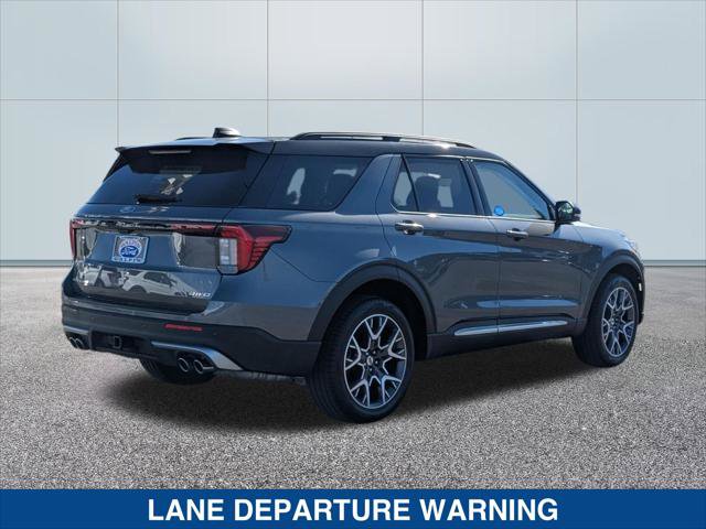 Used 2025 Ford Explorer Platinum w/ Ultimate Package AWD/4WD image 5