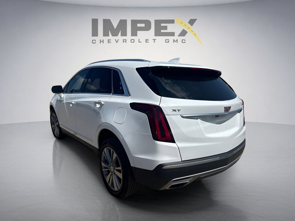 Used 2024 Cadillac XT5 Premium Luxury AWD/4WD image 2