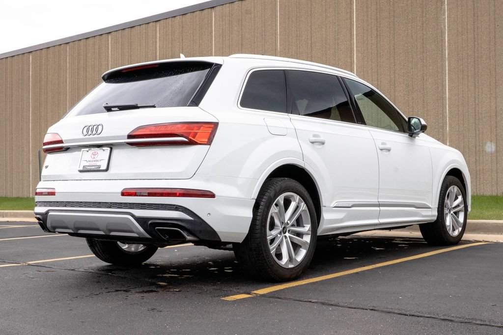 Used 2025 Audi Q7 3.0T Premium Plus AWD/4WD image 9