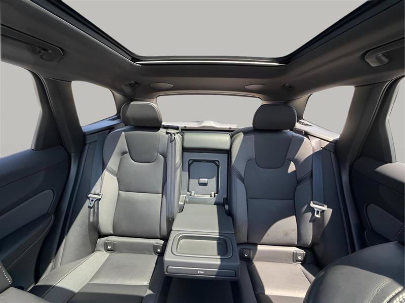 Used 2021 Volvo XC60 T5 R-Design w/ Advanced Package FWD image 41
