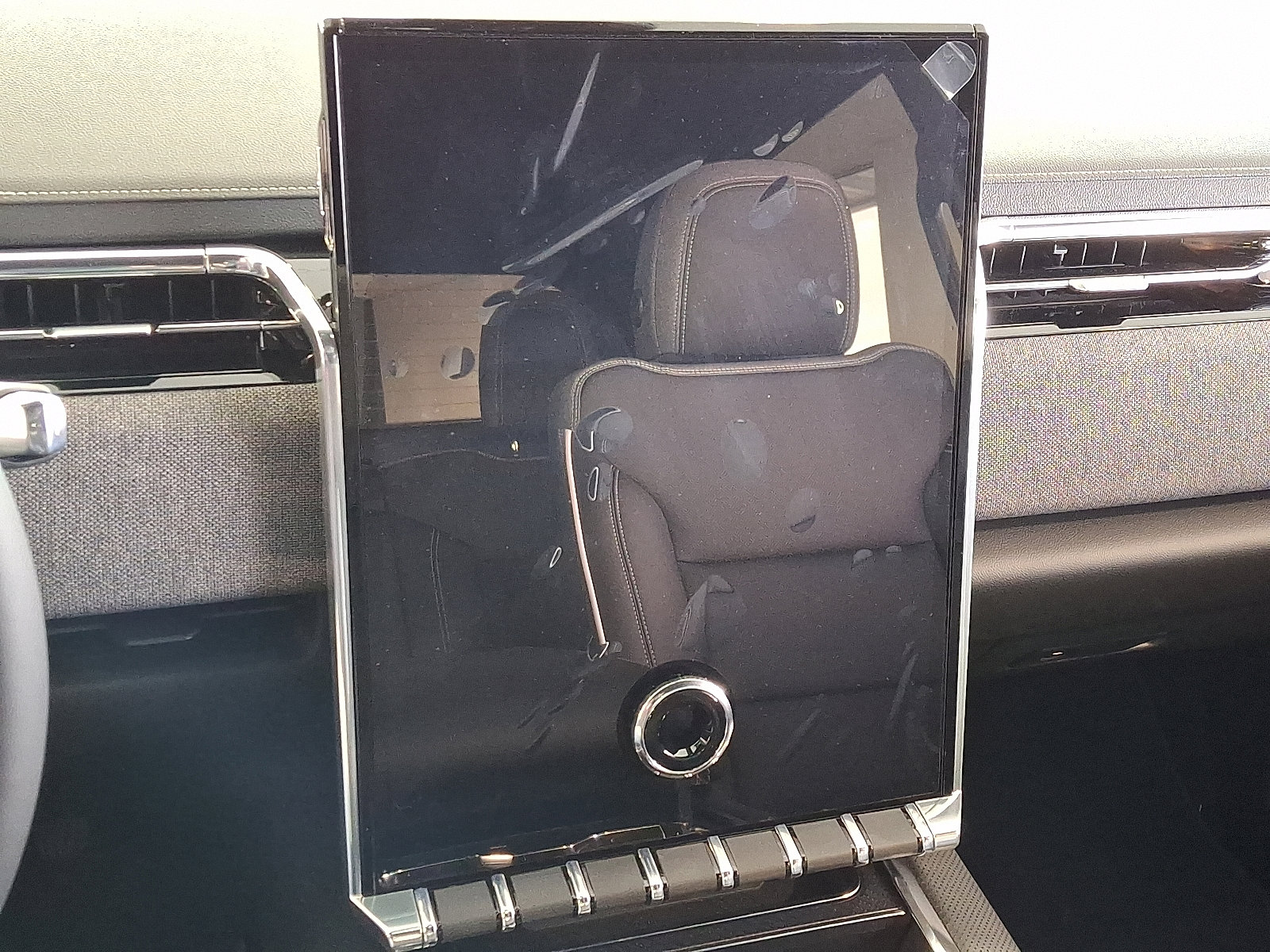 New 2026 GMC Sierra EV Elevation image 8