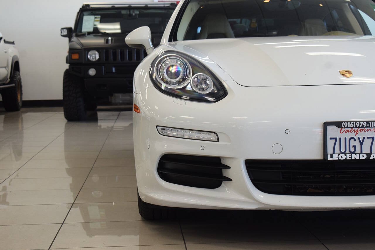 Used 2016 Porsche Panamera AWD/4WD image 8