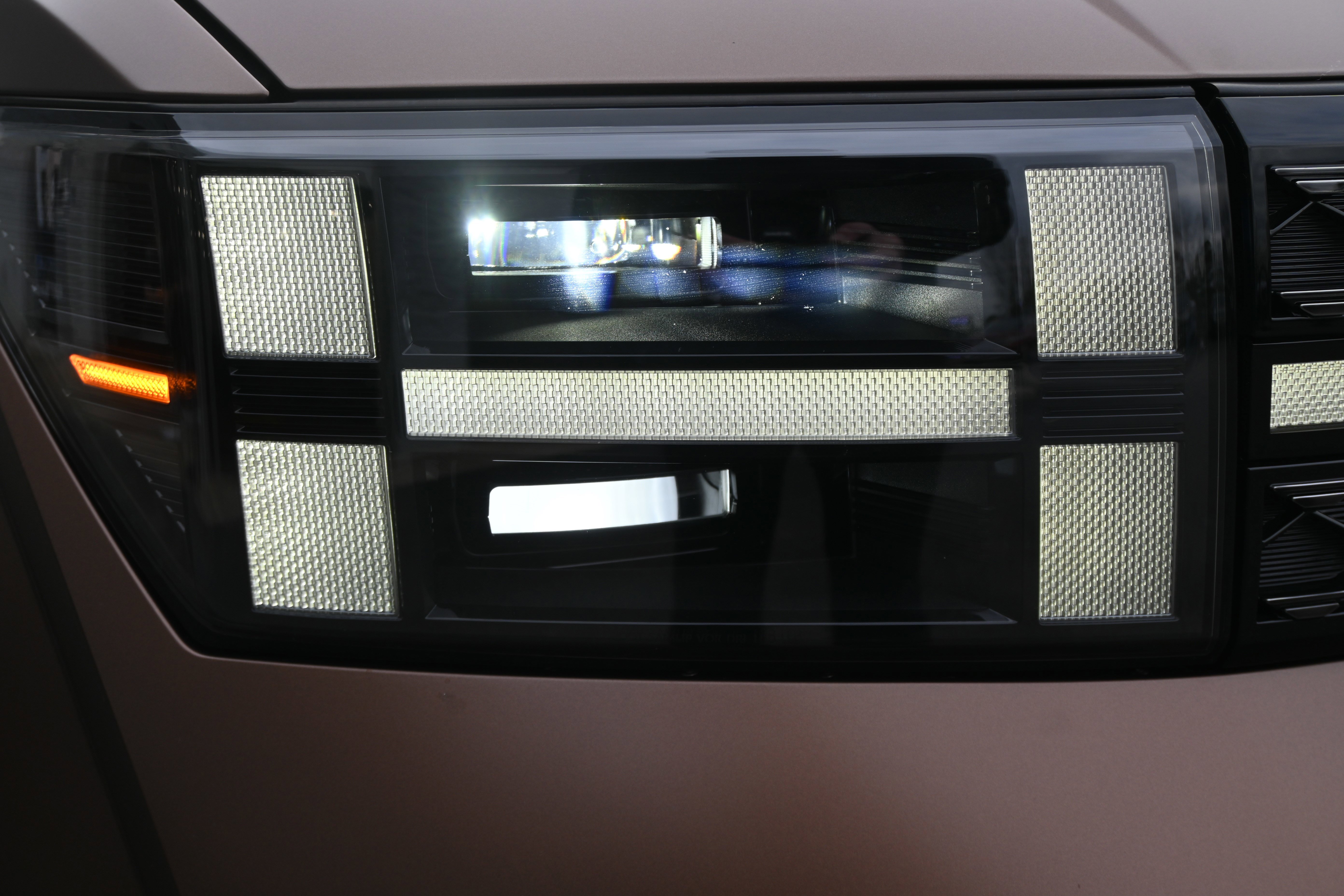 Used 2024 Hyundai Santa Fe Calligraphy image 11