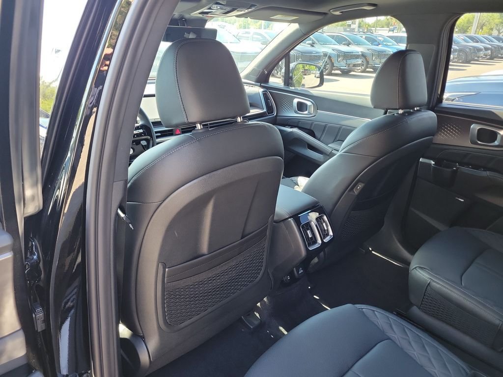 New 2026 Kia Sorento SX Prestige AWD/4WD image 17