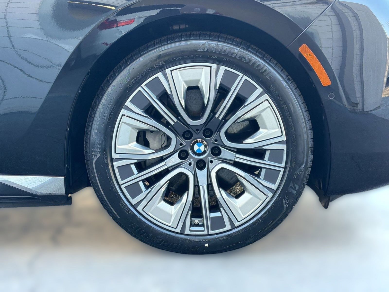 Certified 2024 BMW i7 xDrive60 image 12