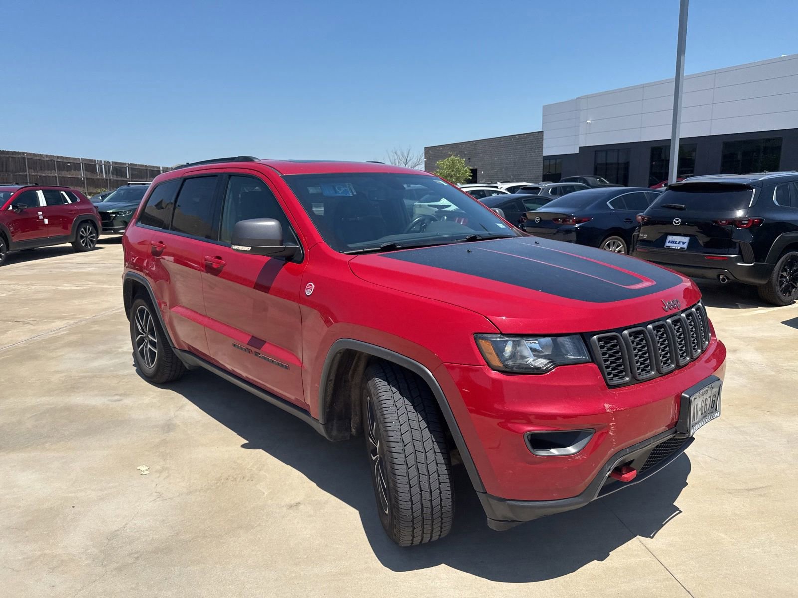 Used 2021 Jeep Grand Cherokee Trailhawk AWD/4WD image 5