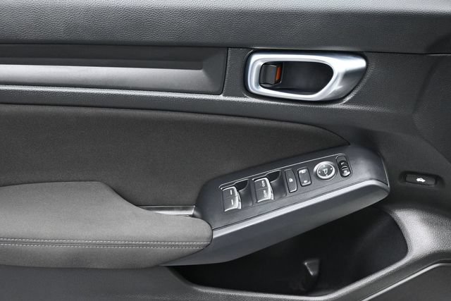 Used 2025 Honda Civic Sport image 8