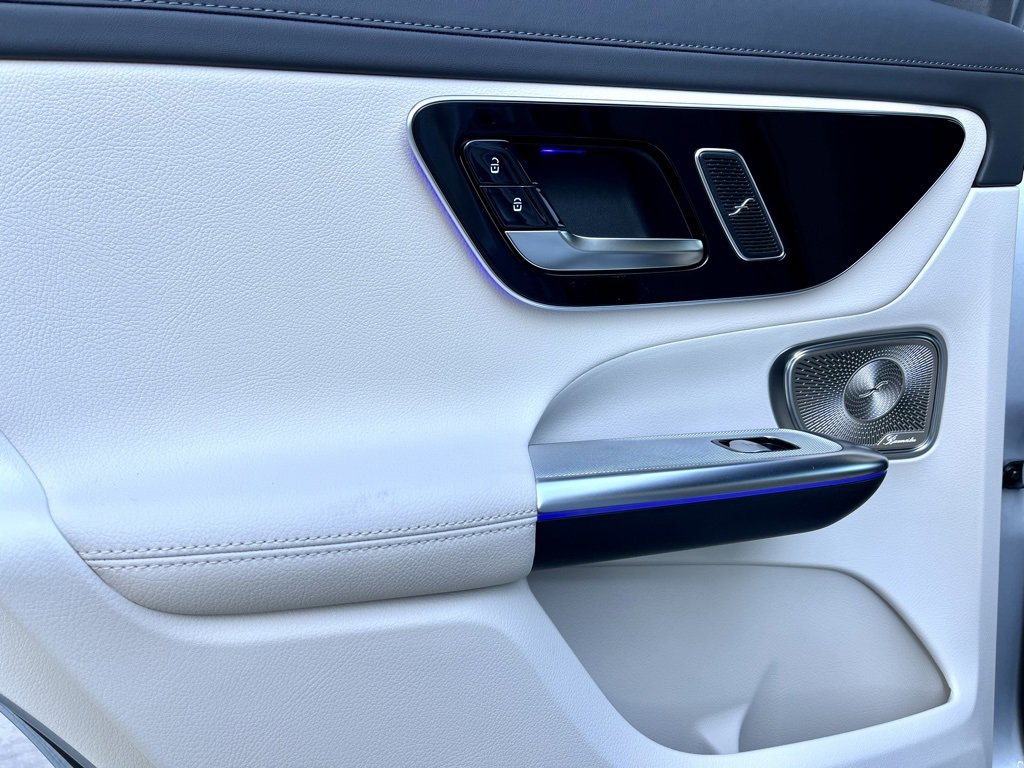 Used 2025 Mercedes-Benz GLC 350e 4MATIC image 50