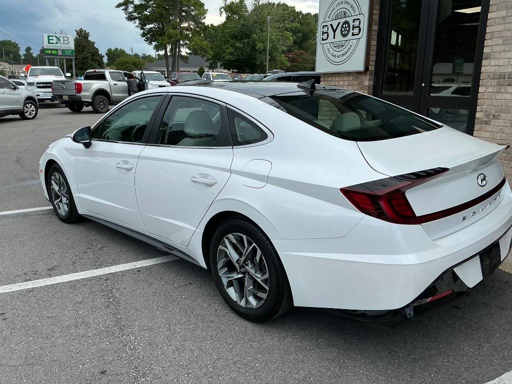 Used 2022 Hyundai Sonata SEL w/ Convenience Package FWD image 7
