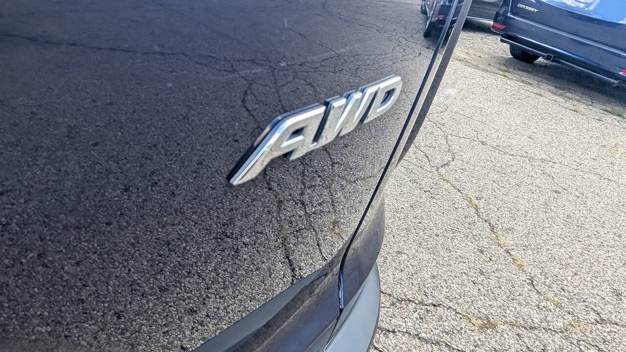 Used 2017 Honda CR-V LX image 10