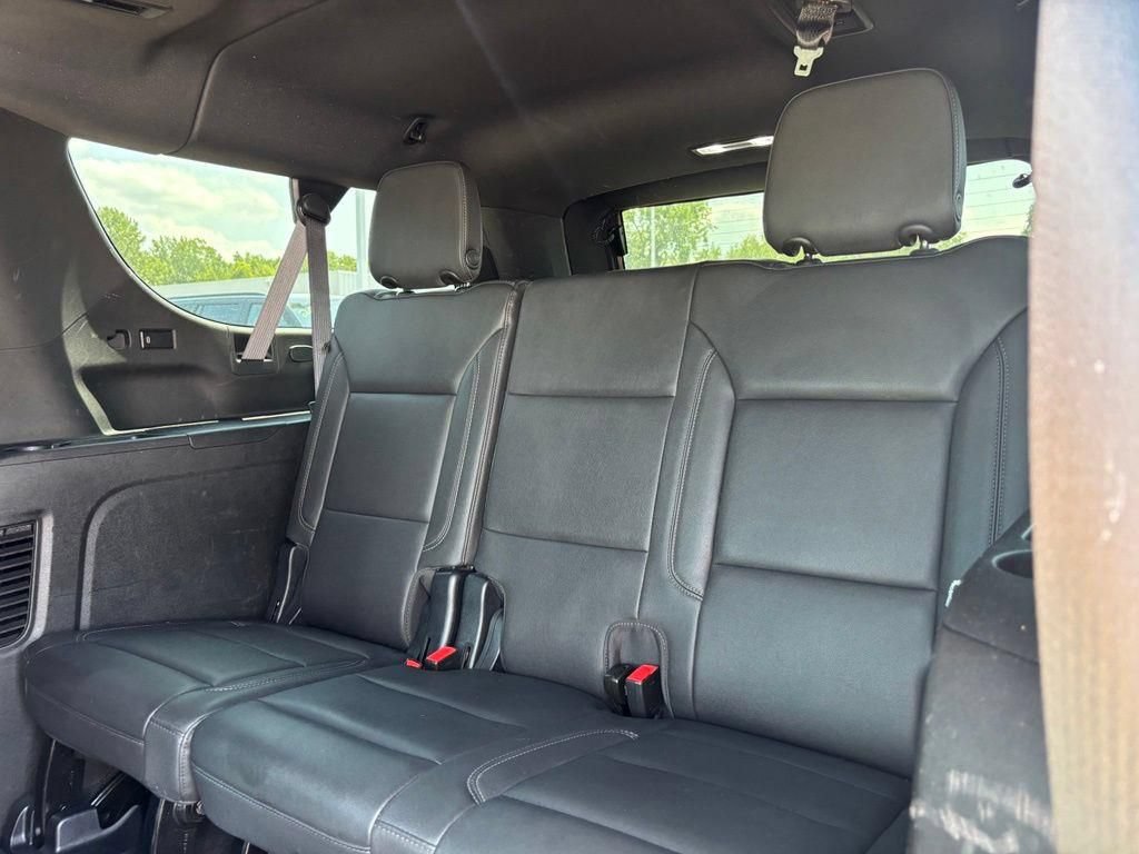 Used 2023 Chevrolet Suburban Z71 AWD/4WD image 26