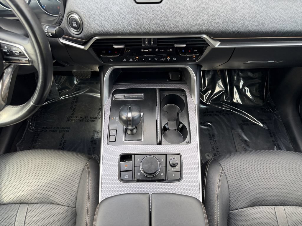Used 2024 MAZDA CX-90 3.3 Turbo w/ Preferred Plus AWD/4WD image 11