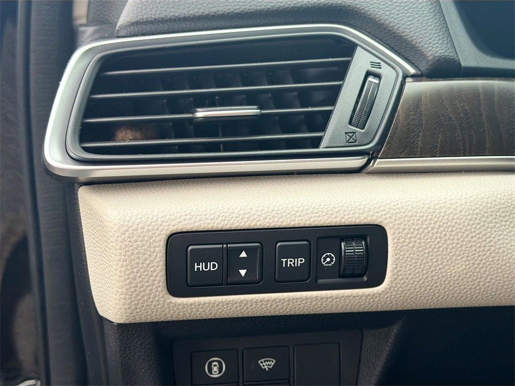 Used 2018 Honda Accord Touring image 10