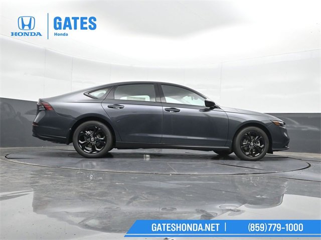 New 2025 Honda Accord SE image 32