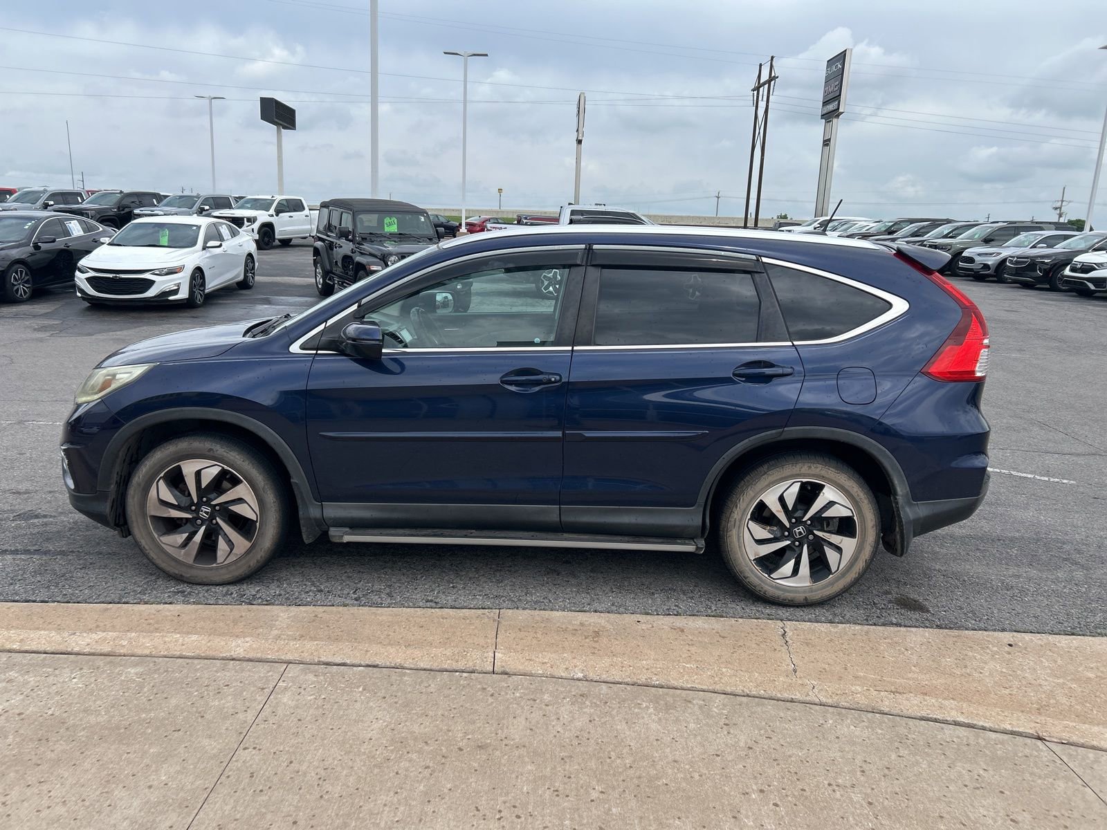 Used 2015 Honda CR-V Touring image 8